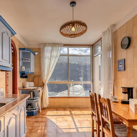 Bright With Ocean View & 50 M From The Icod De Los Vinos
